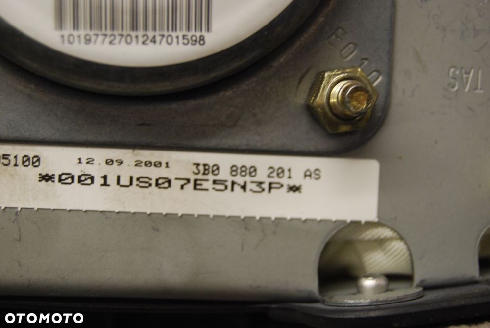 PODUSZKA AIRBAG KIEROWCY 3B0880201AS VW PASSAT B5 3B0880201BM - 3