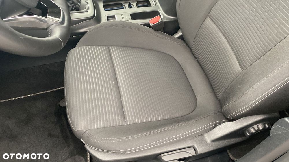 Ford Focus 1.0 EcoBoost mHEV Titanium X - 18