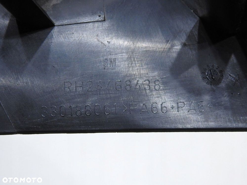 TRÓJKĄT OSŁONA LUSTERKA PRAWA OPEL ASTRA H - 6