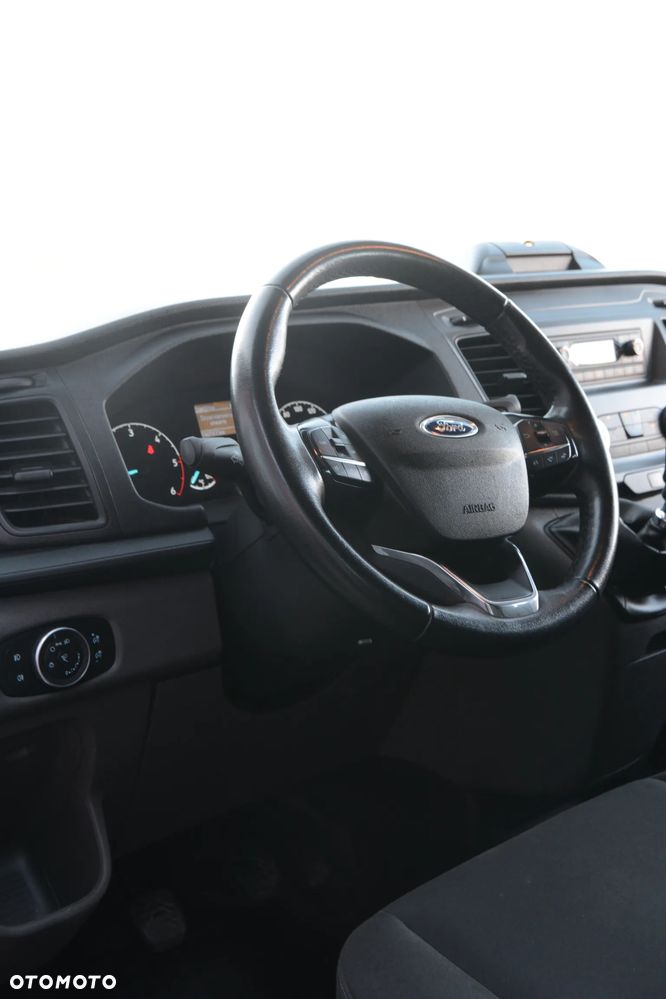 Ford Transit - 21