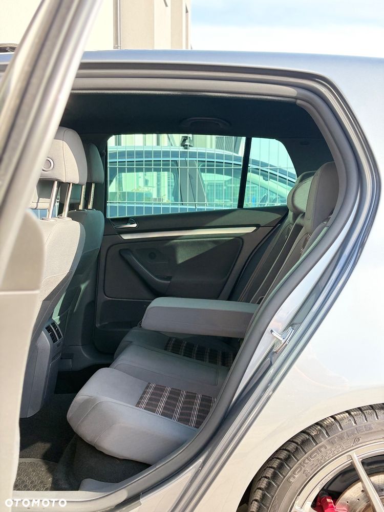 Volkswagen Golf 2.0 GTI - 26