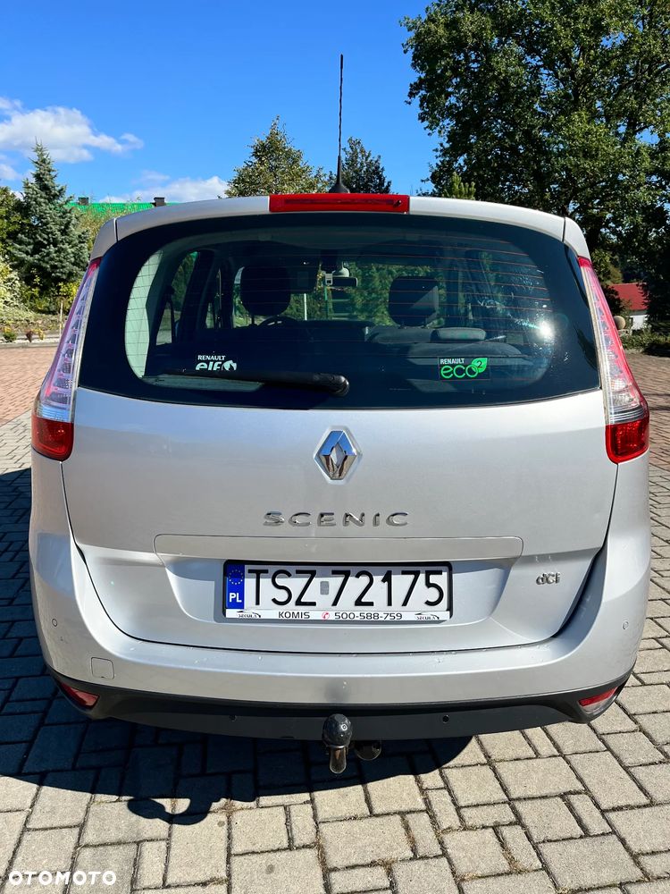 Renault Scenic dCi 110 Paris - 7