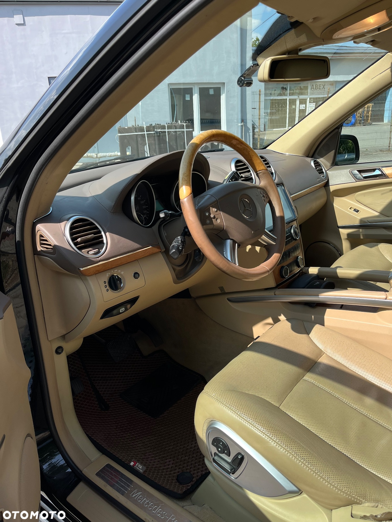 Mercedes-Benz GL 500 4Matic 7G-TRONIC - 15