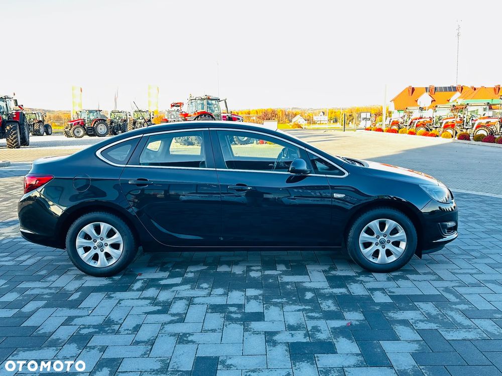 Opel Astra 2016 photo 4