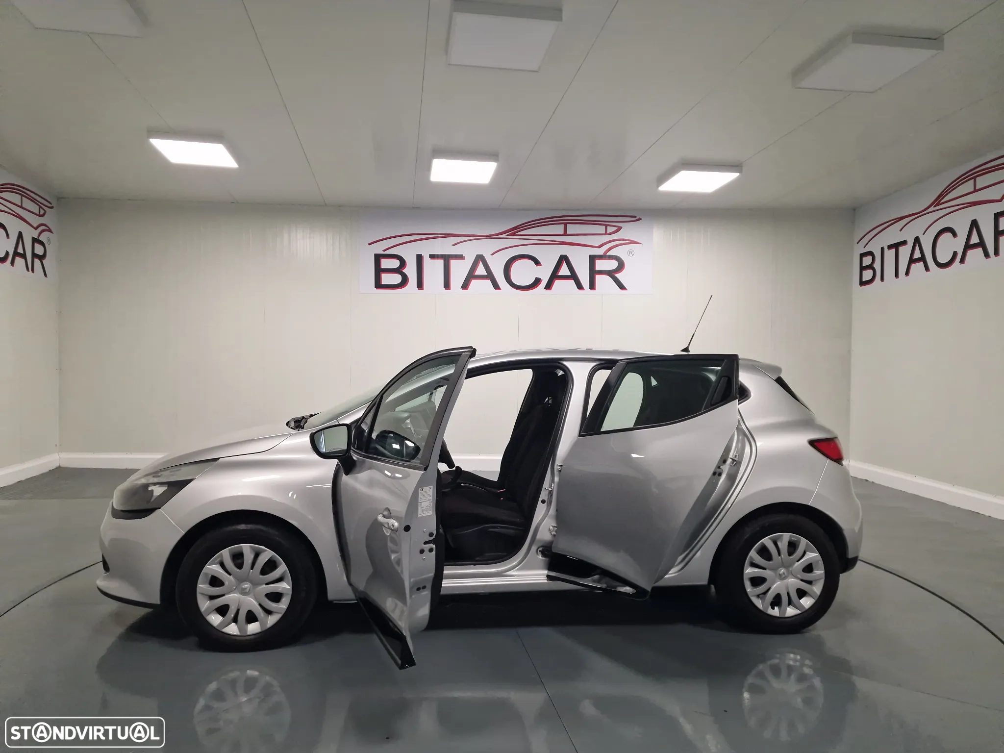 Renault Clio 1.5 dCi Confort - 29