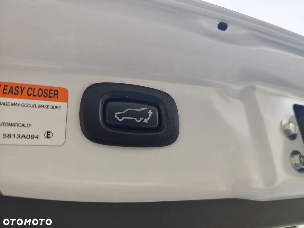 Mitsubishi Outlander 2.0 4WD CVT Diamant Edition+ - 18