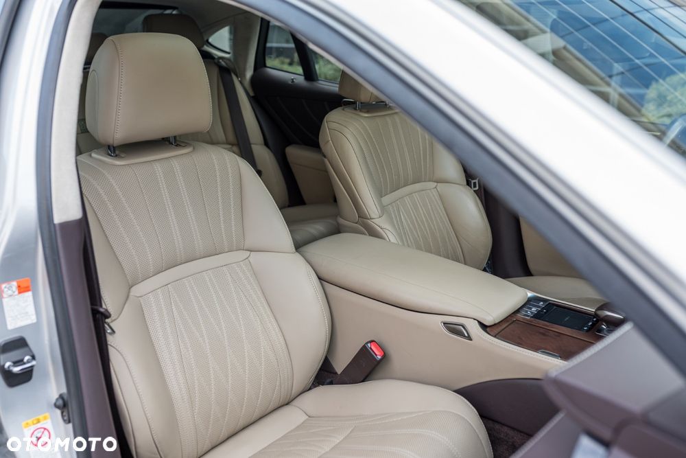 Lexus LS - 19