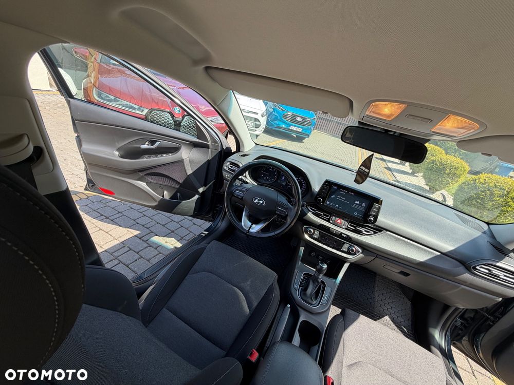 Hyundai i30 1.0 T-GDI Comfort DCT - 24