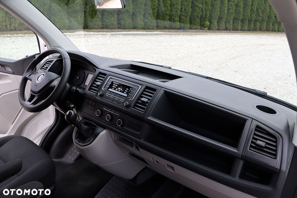 Volkswagen Caravelle 2.0 TDI L2 Comfortline - 23
