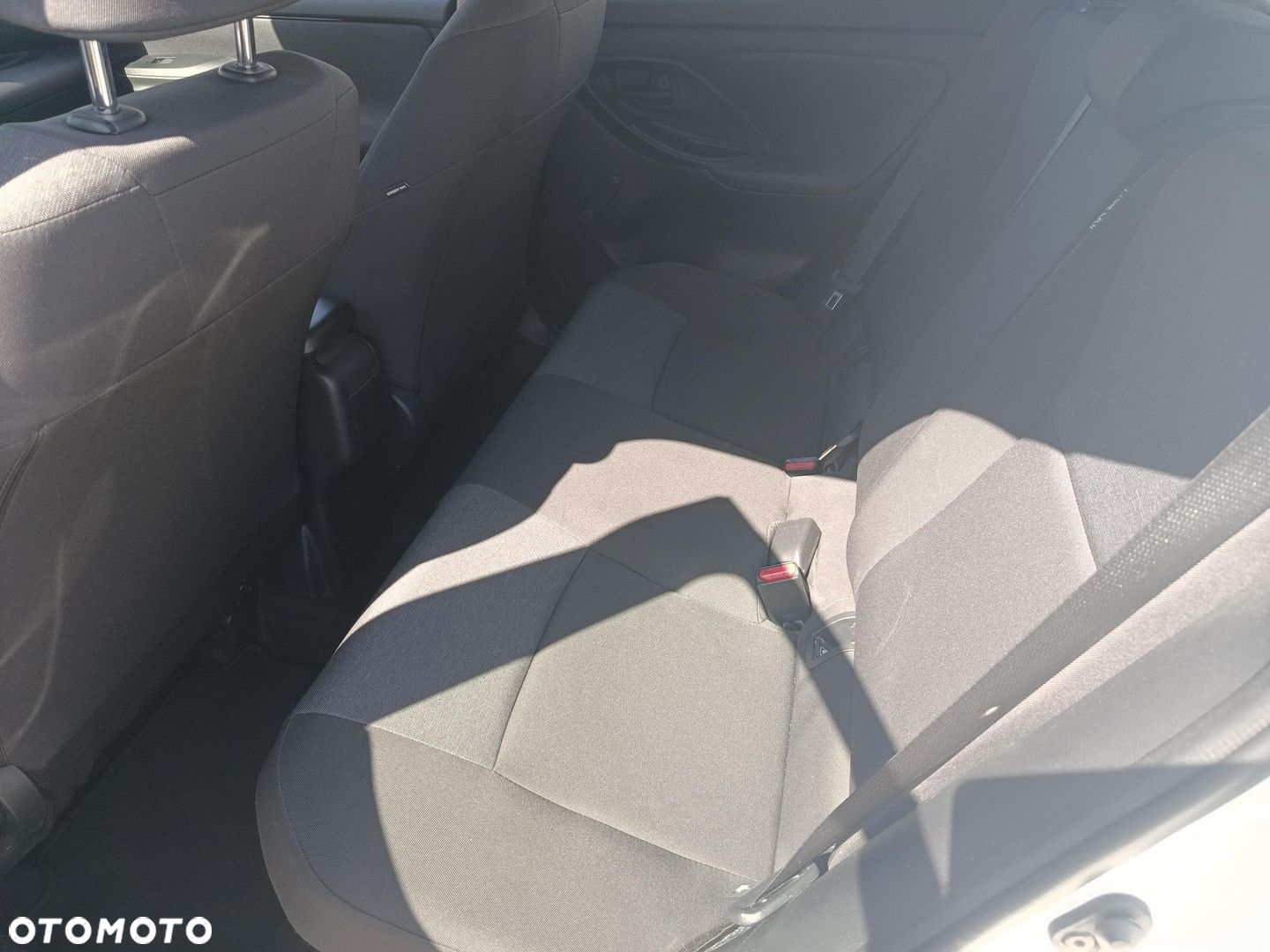 Toyota Yaris - 14