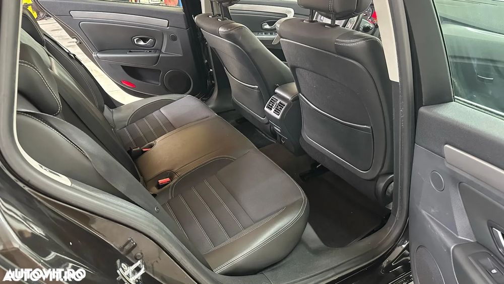 Renault Laguna 2.0 dCi Dynamique - 9