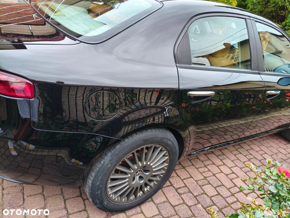 Alfa Romeo 159 1.9JTS Progression - 9