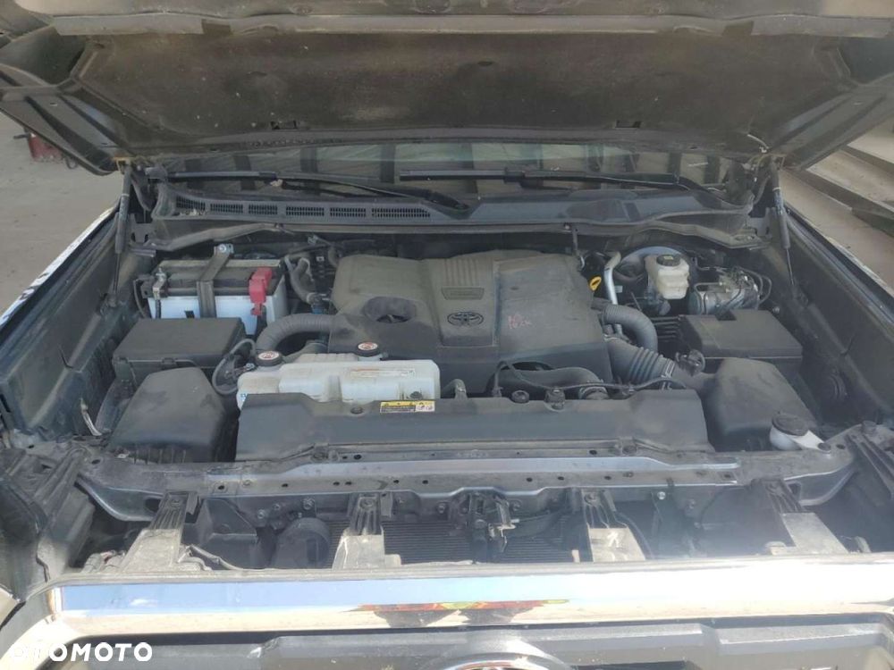 Toyota Tundra - 11