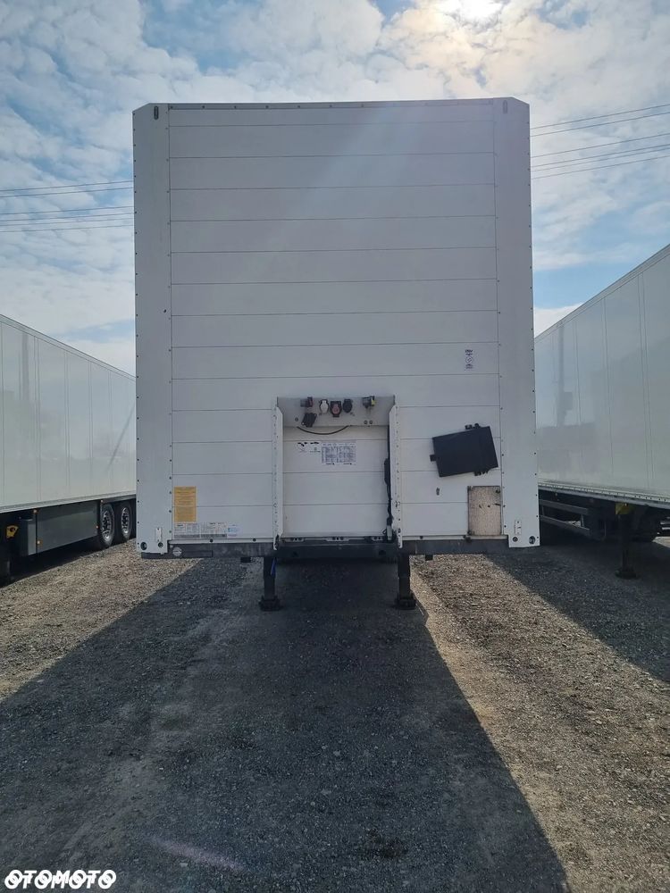 Schmitz Cargobull SCB*S3B - 12
