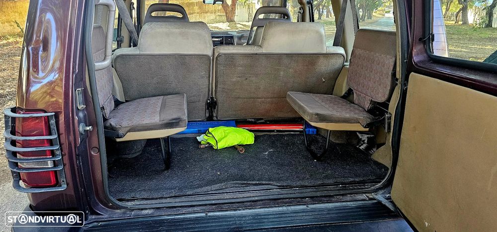 Land Rover Discovery 2.5 TDi - 23