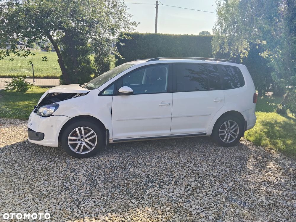 Volkswagen Touran 1.4 TSI Cross DSG - 22