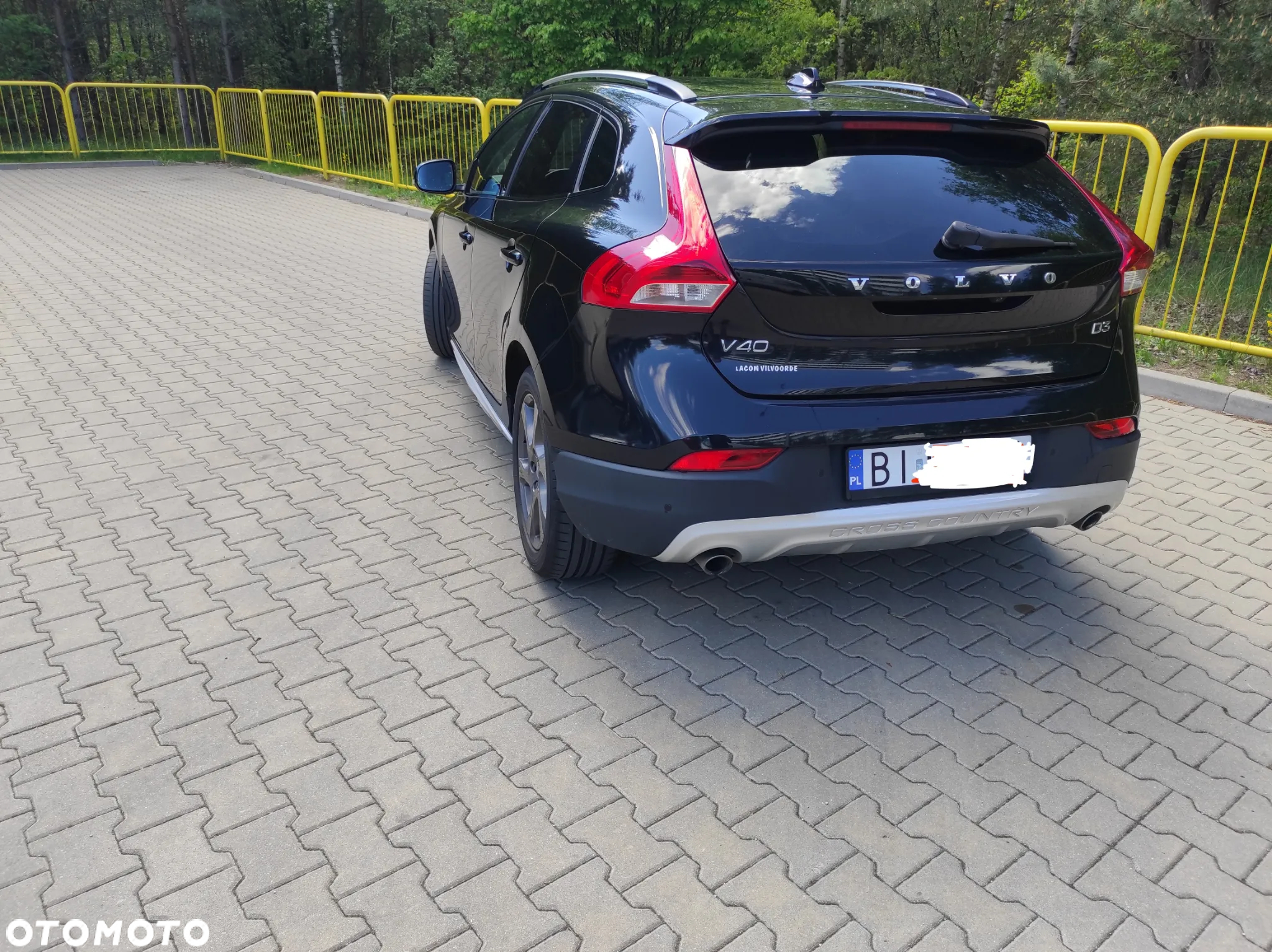 Volvo V40 Cross Country D3 - 9