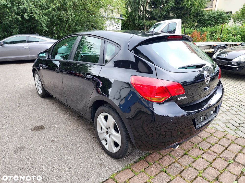 Opel Astra 1.4 Turbo Edition - 6