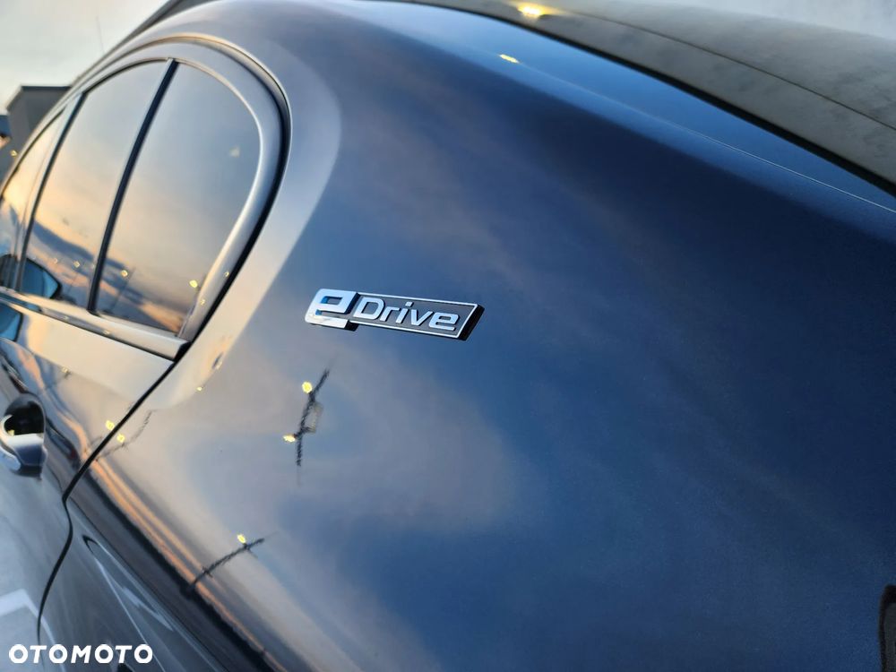 BMW Seria 5 530e iPerformance M Sport sport - 12