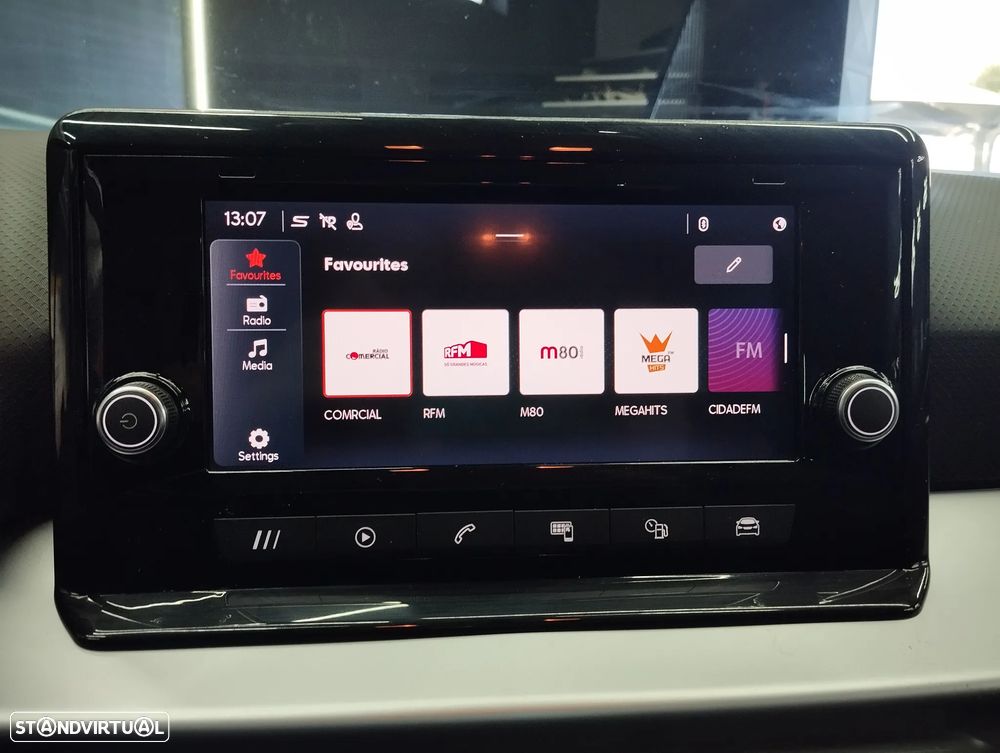 SEAT Arona 1.0 TSI FR - 29