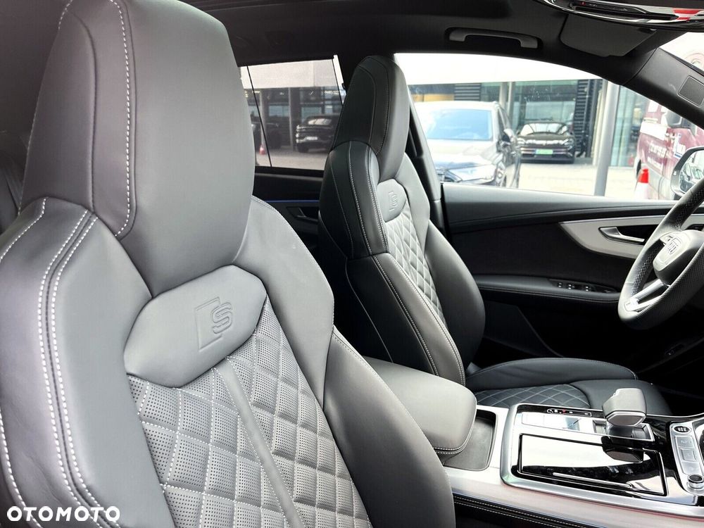 Audi Q8 - 23