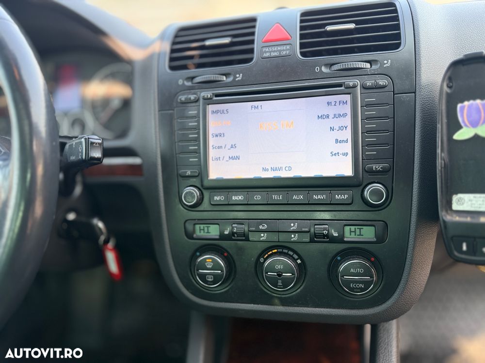 Volkswagen Golf 2.0 TDI 4Motion Sportline - 9