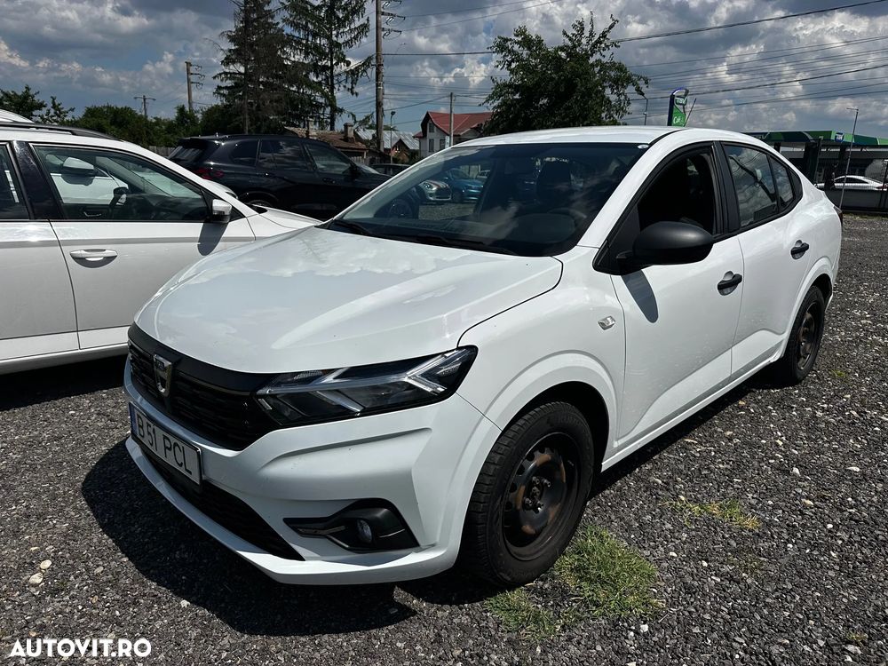 Dacia Logan TCe 90 Essential - 1