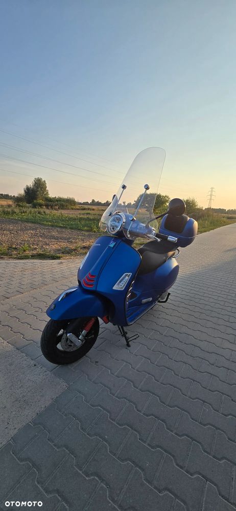 Piaggio Vespa - 1