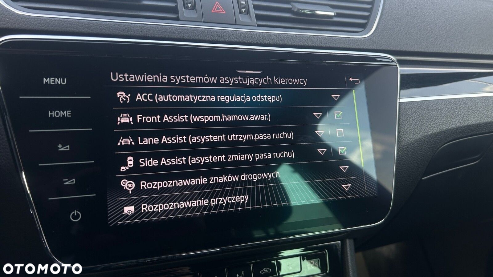 Skoda Superb 2.0 TDI SCR 4x4 L&K DSG - 31