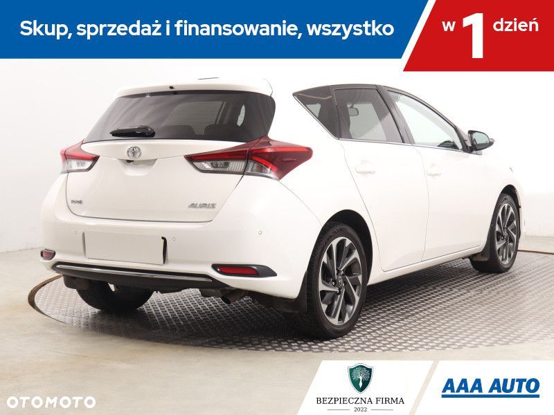 Toyota Auris - 6