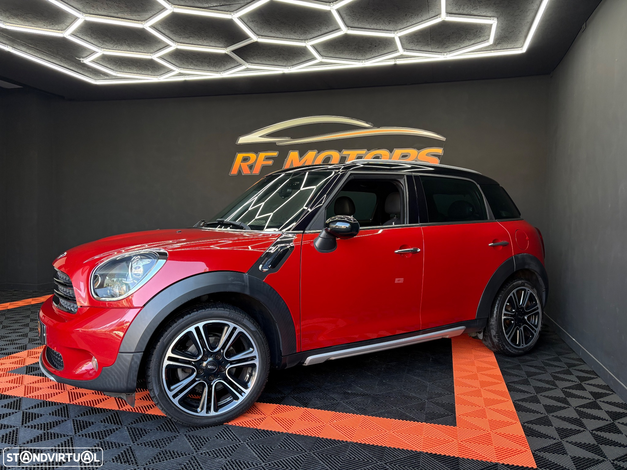 MINI Countryman Cooper D - 16