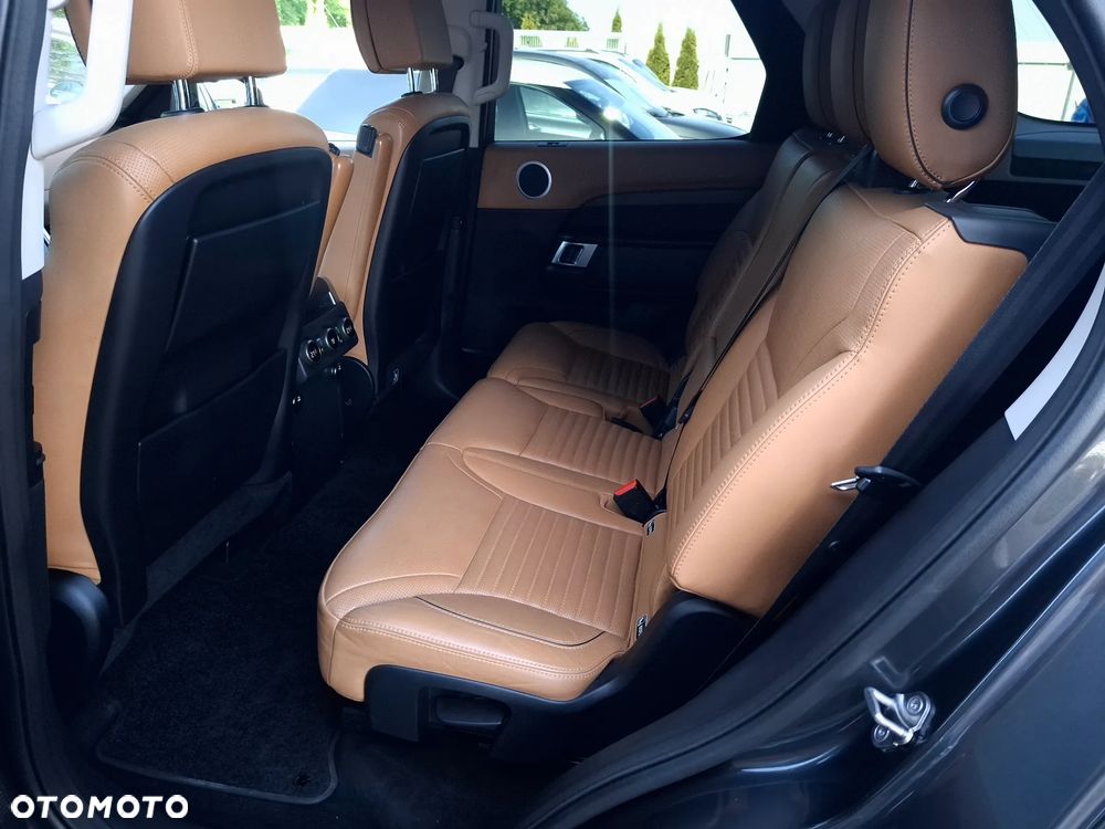 Land Rover Discovery 3.0 TD6 HSE Luxury - 22