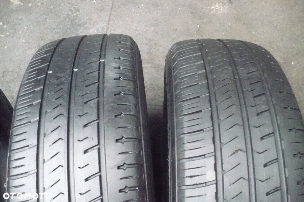 2x HANKOOK Radial RA28E 205/65R16C 4,7mm 5,3mm 2022 - 1