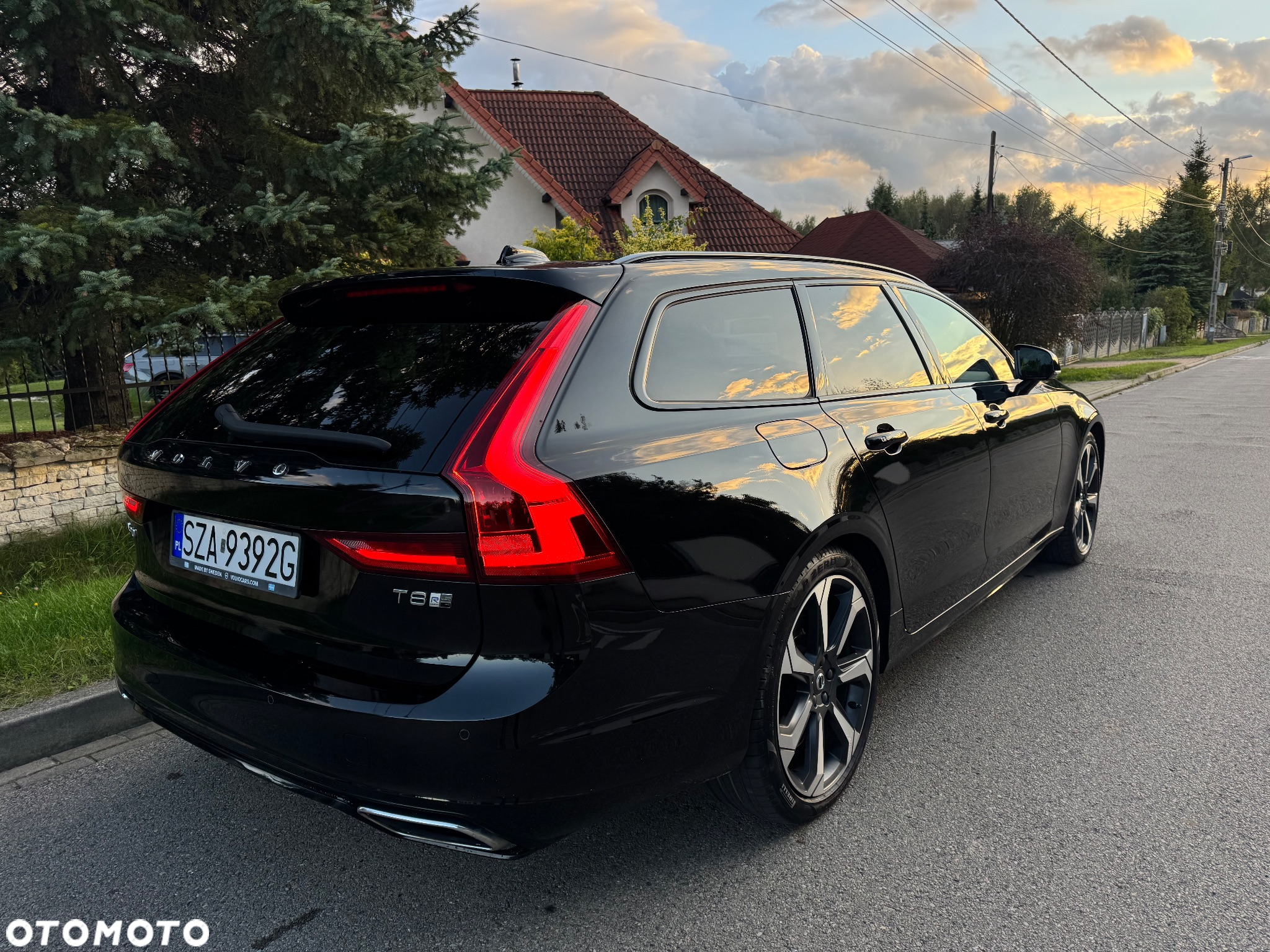 Volvo V90 T8 Twin Engine AWD R Design - 3