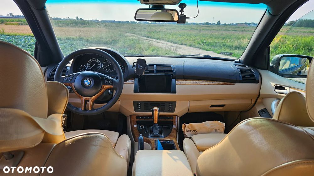 BMW X5 - 11