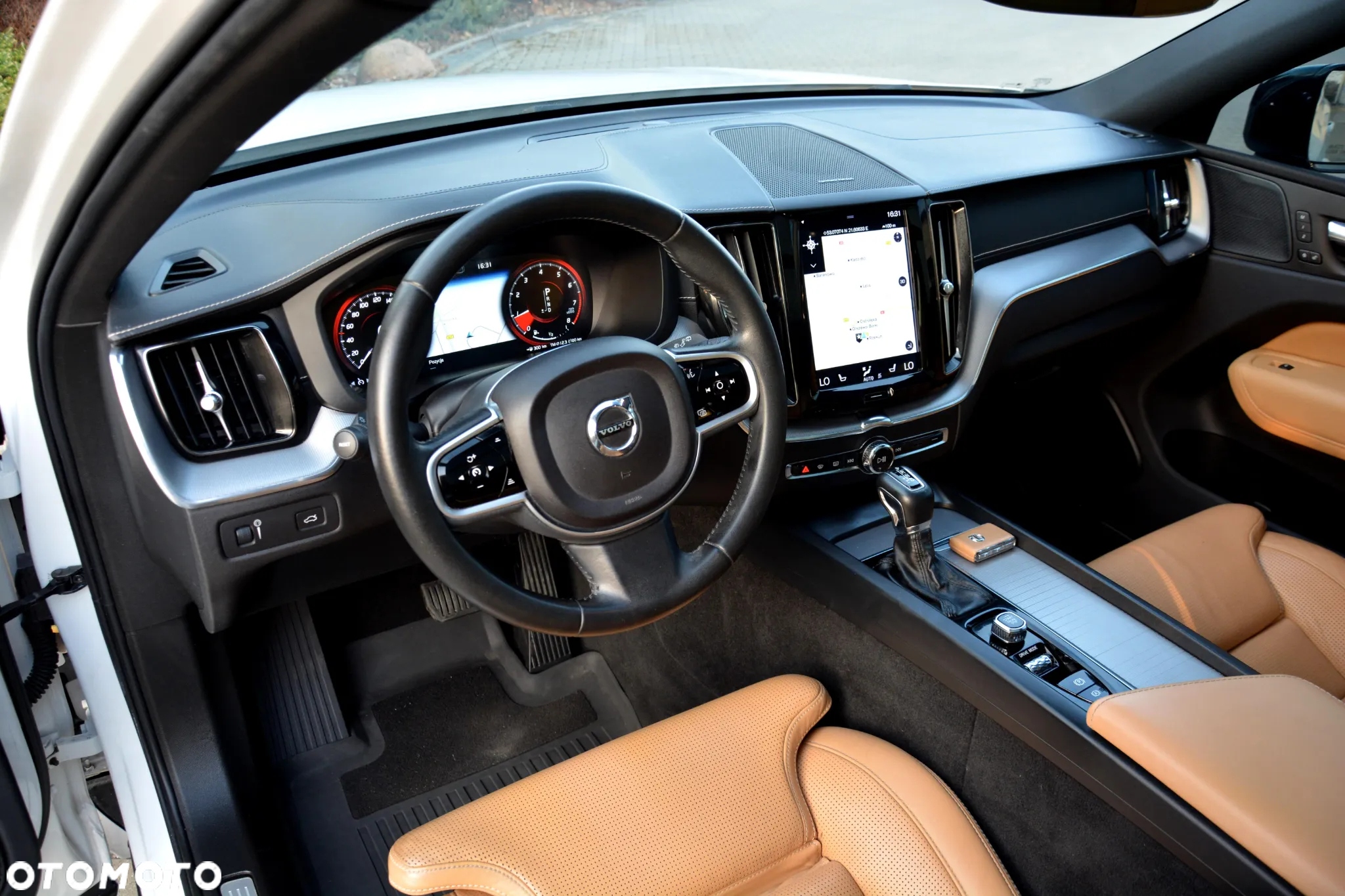 Volvo XC 60 T5 GPF Inscription - 27