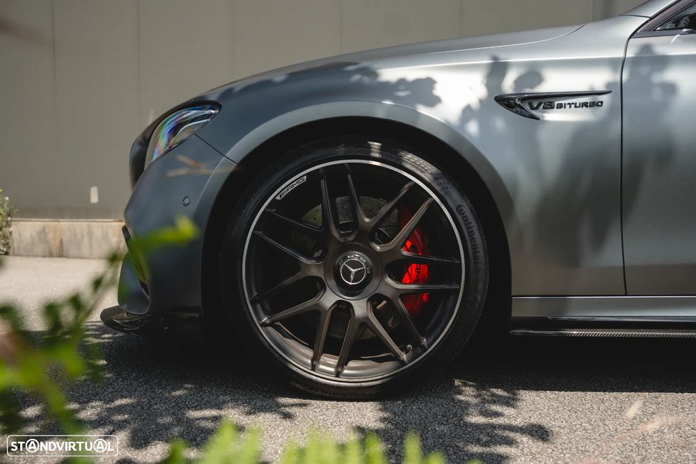 Mercedes-Benz E 63 AMG S 4-Matic+ - 13