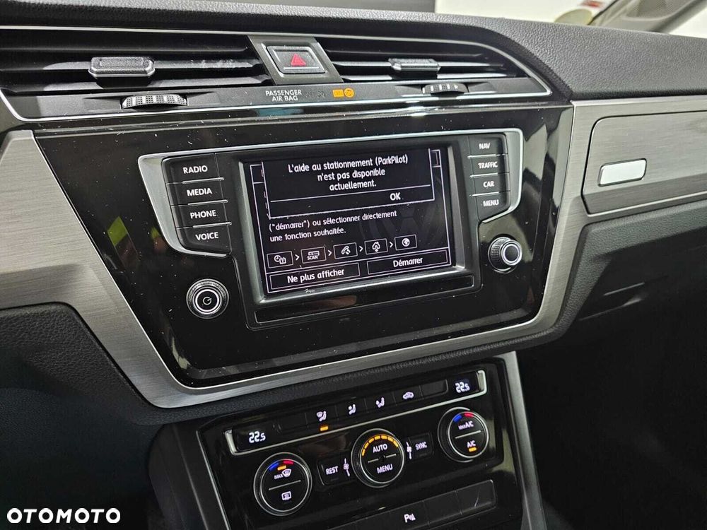 Volkswagen Touran - 13