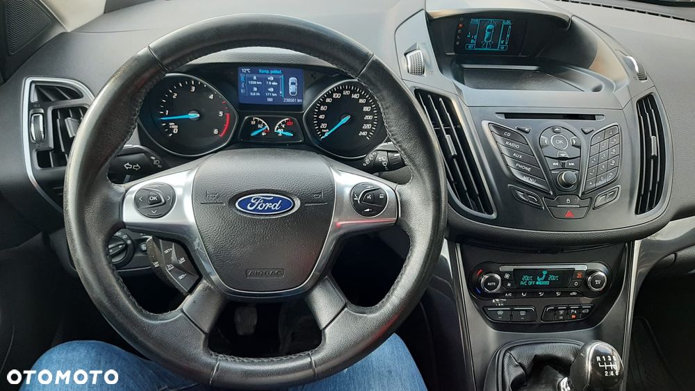 Ford Kuga 2.0 TDCi 4WD Titanium - 11