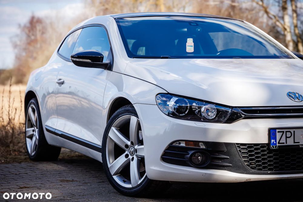 Volkswagen Scirocco 2.0 TDI DSG - 6