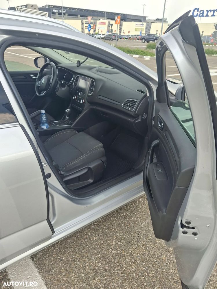 Renault Megane BLUE dCi EDC Limited - 3