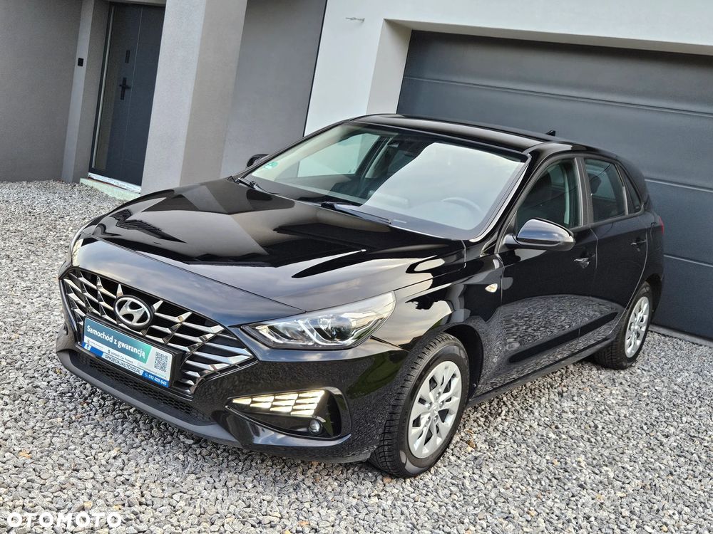 Hyundai i30 1.5 DPI Classic + - 33