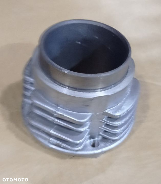 Cylinder sprężarki A2901040  Pronar MTZ Belarus - 2