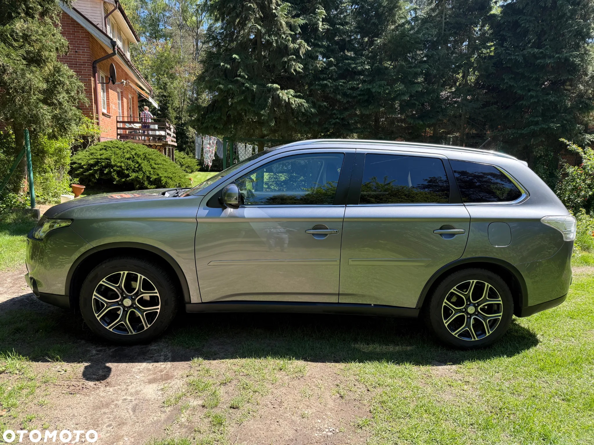 Mitsubishi Outlander - 3