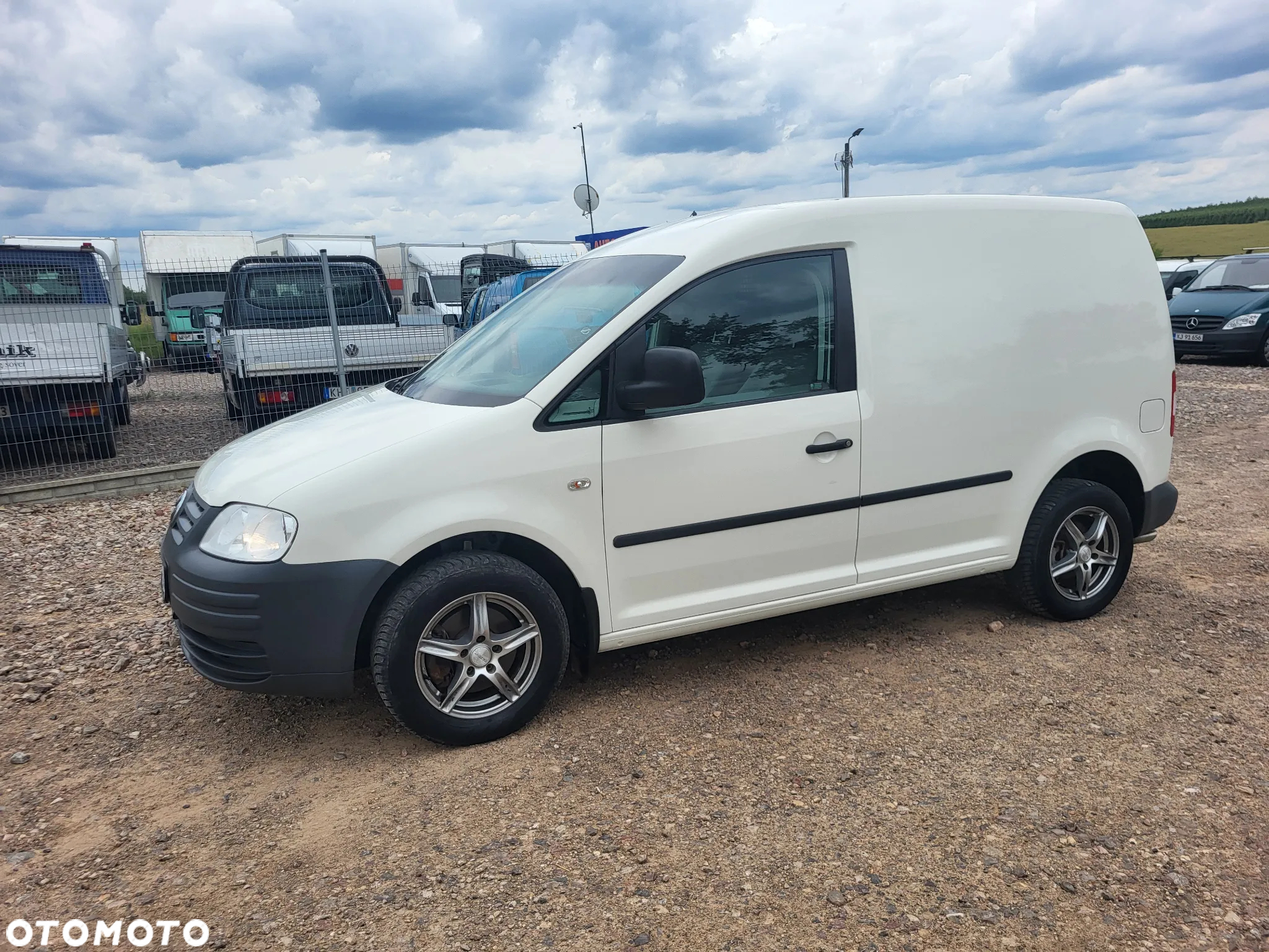 Volkswagen Caddy - 4