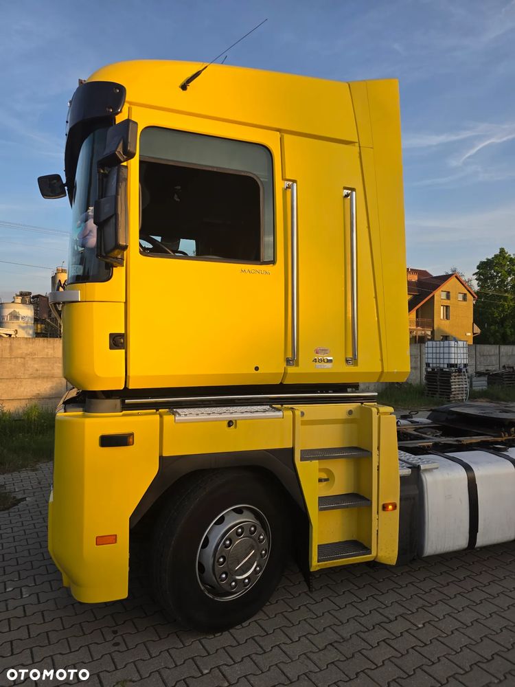 Renault Magnum - 8