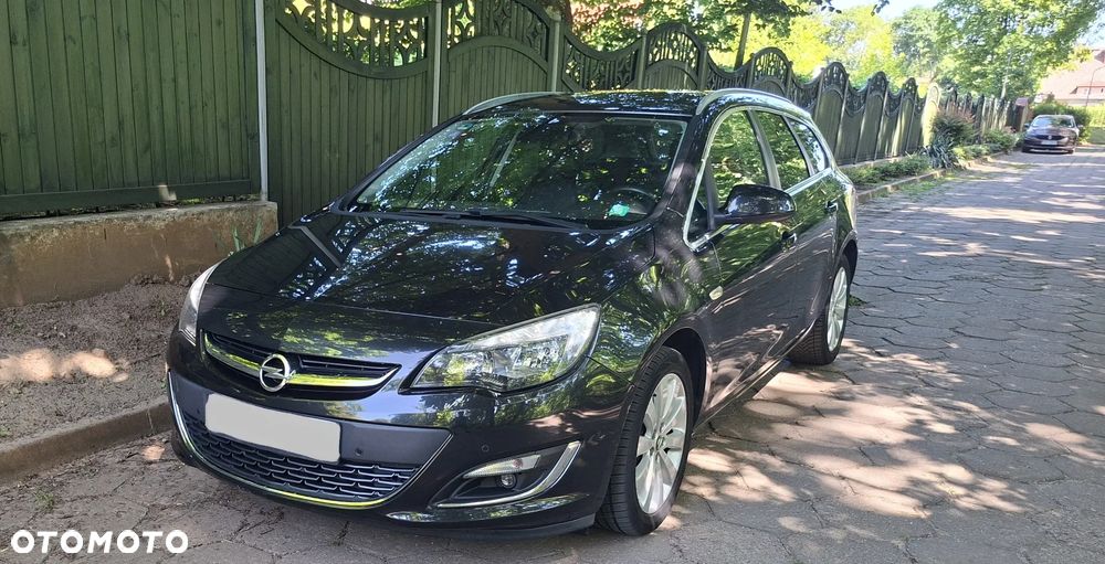 Opel Astra 1.4 T Cosmo EU6 - 1