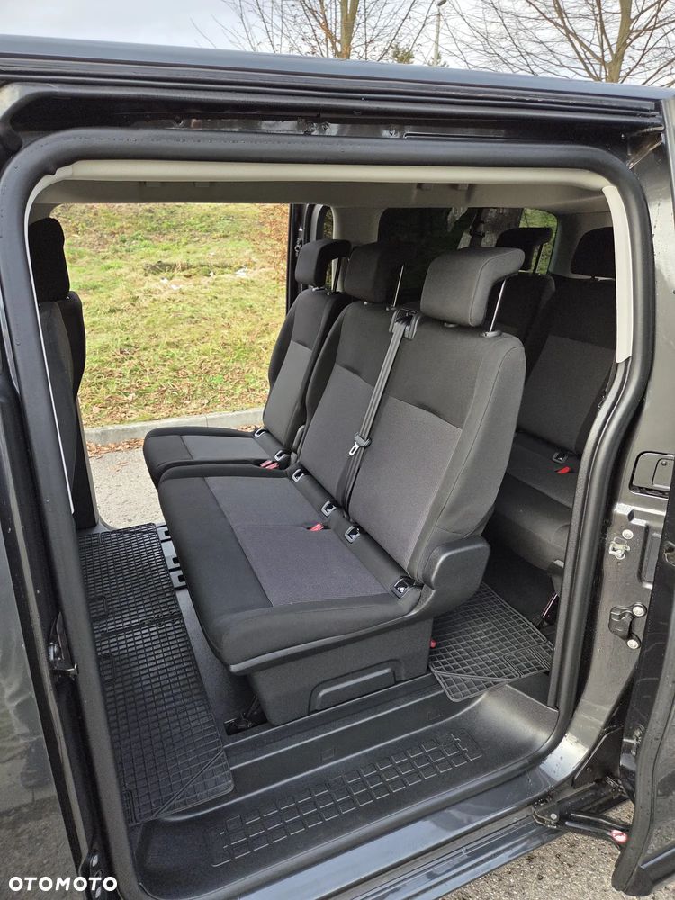 Peugeot Traveller 2.0 BlueHDi Long Business EAT8 - 15