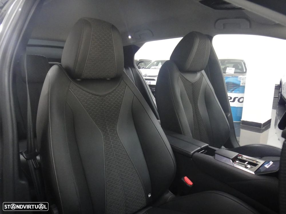 DS DS4 PureTech 130 CROSS TROCADERO - 22
