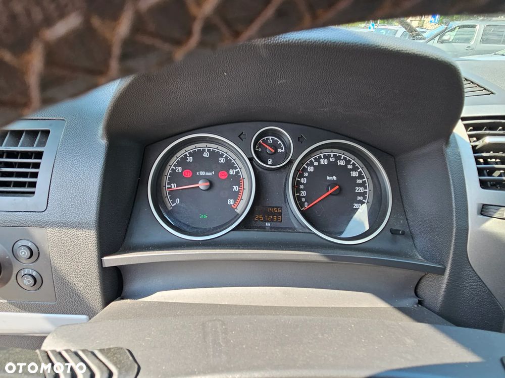 Opel Zafira 1.8 Elegance - 19
